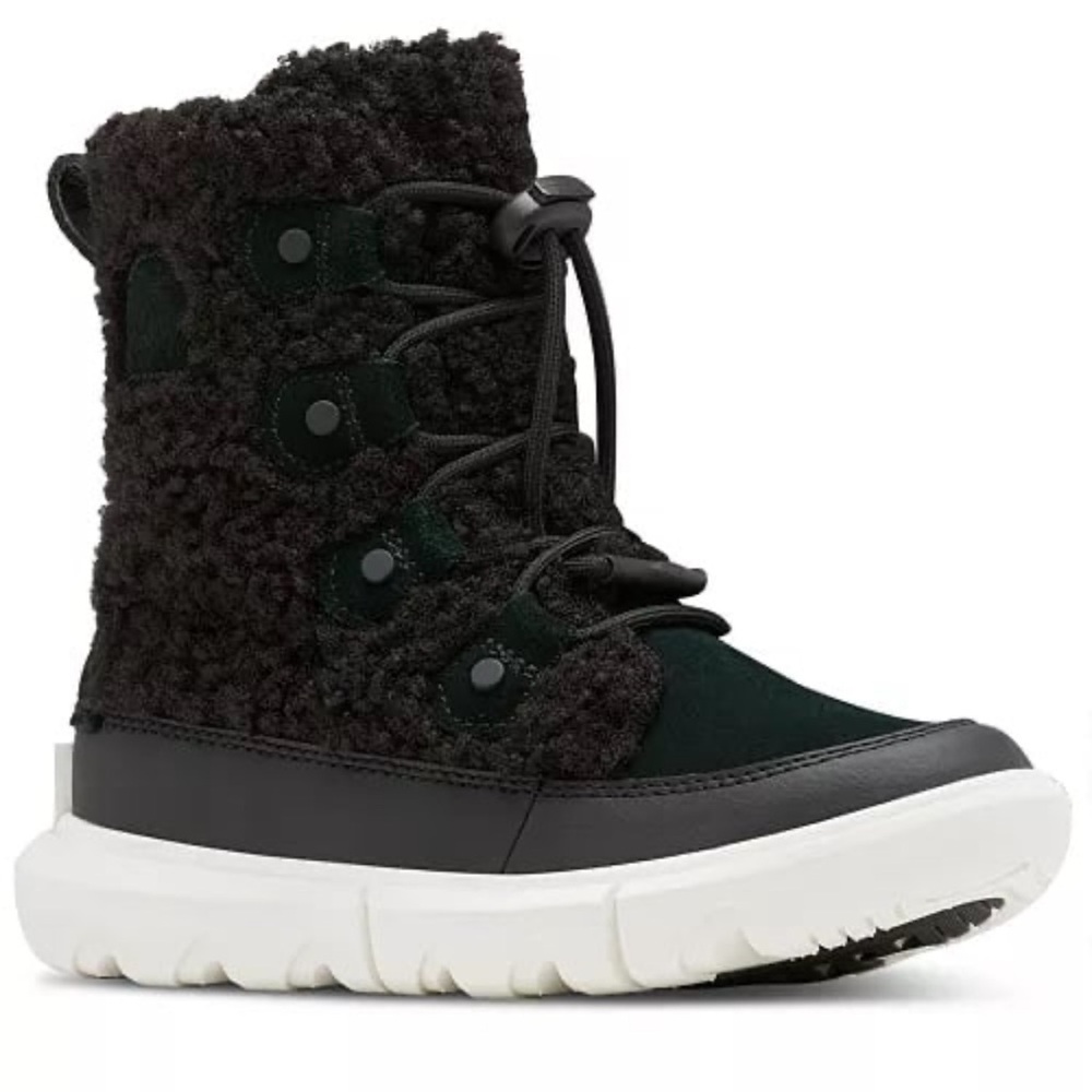 Sorel Youth Explorer Cozy Cold-Weather Boots size 1 in Black